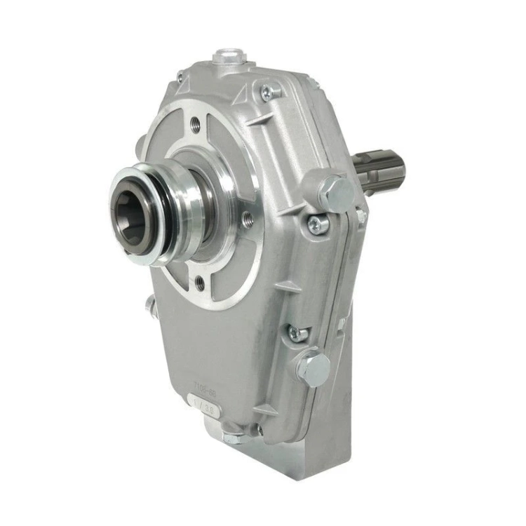 Zapfwellengetriebe 1:3,8, für hydraulische Pumpen BG2 und BG3. Mit PTO Welle und Schiebemuffe